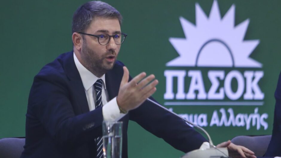 Πρόσω ολοταχώς προς αντιδεξιά γραμμή ο Νίκος Ανδρουλάκης