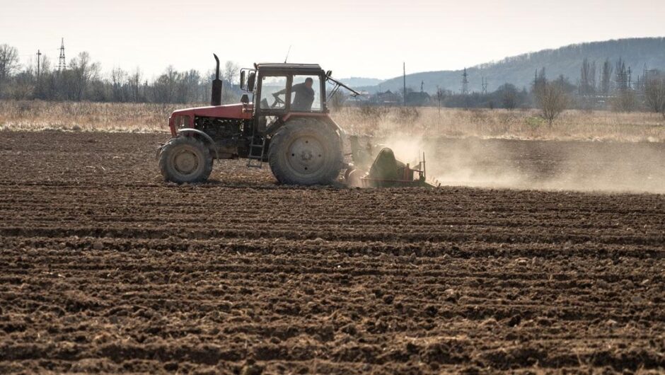 ΣΥΡΙΖΑ-ΠΣ / Φέρνει στη Βουλή την τραγική κατάσταση των αγροτών από την πτώση των τιμών παραγωγού
