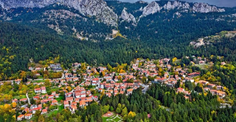 Αυτό είναι το ορεινό χωριό της Θεσσαλίας που χαρακτηρίστηκε και ως η «Ελβετία της Ελλάδας»