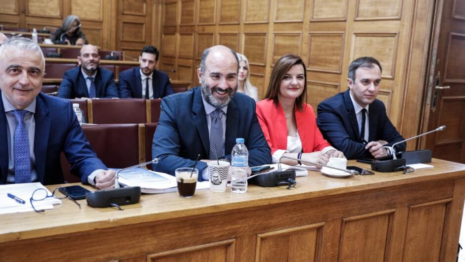 Οι υποκλοπές και η ξεδιαντροπιά της Ν.Δ.