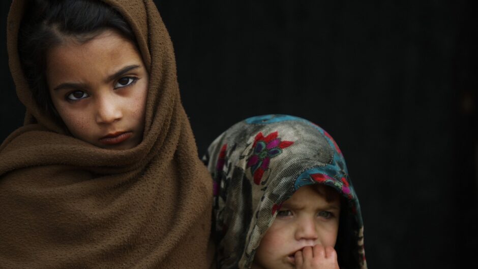 Κακοποιημένα, αμόρφωτα και ακρωτηριασμένα, εκατομμύρια κορίτσια στον κόσμο