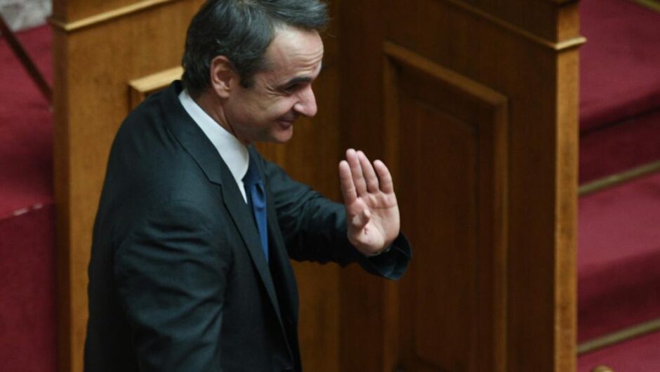 Να πήγαινε στη Βουλή να πει τι;