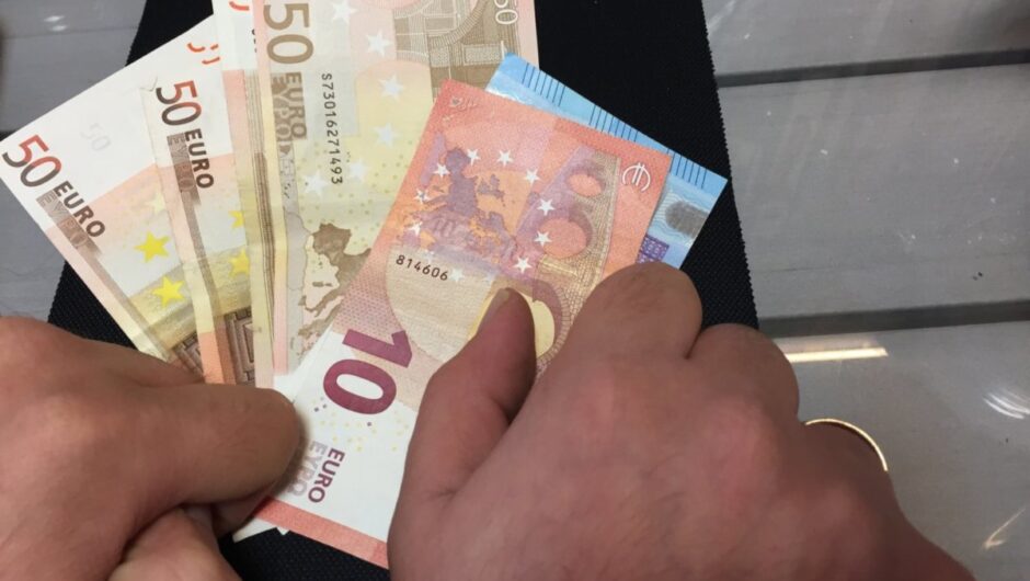 Ρόδος: Καταδικάστηκαν εφοριακοί για δωροληψία – «Ετοίμασε κανένα χαρτζιλίκι και ξύσου για να φύγουμε»