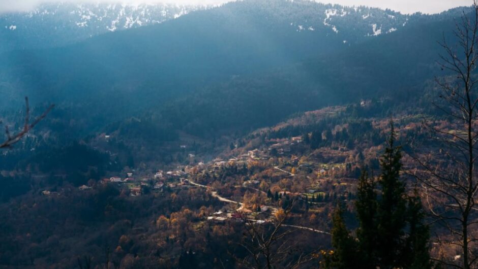 Road trip στα Μετέωρα και τα ορεινά των Τρικάλων: Μια διαδρομή για όλες τις εποχές