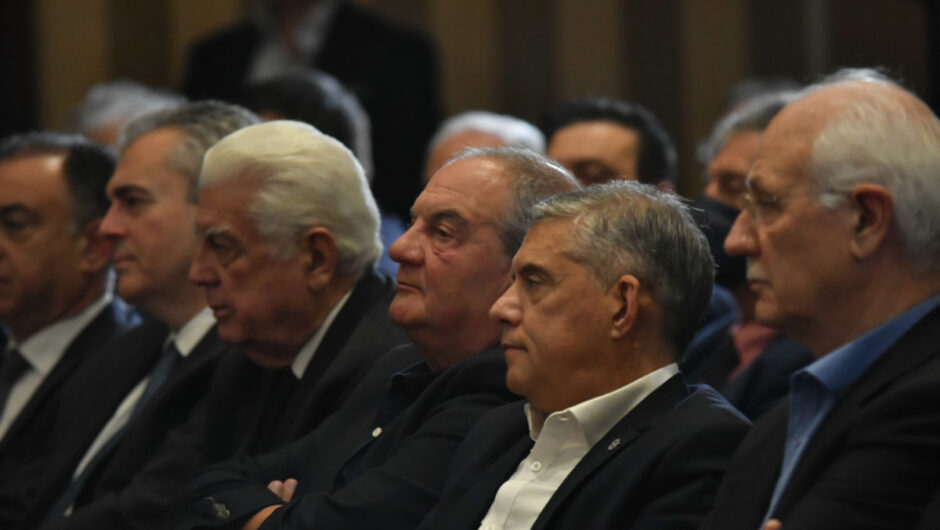 Λάρισα: Στιγμιότυπα από την παρουσίαση του βιβλίου «Οι απόρρητοι φάκελοι Καραμανλή» – Δείτε φωτ.