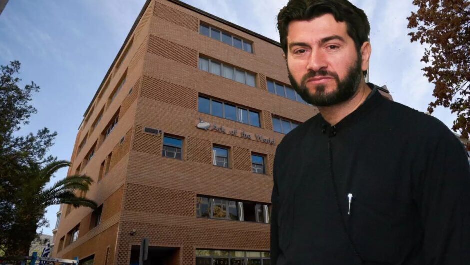 Κιβωτός του Κόσμου: Μαζικές βαφτίσεις από τον πάτερα Αντώνιο με νονά την πρεσβυτέρα