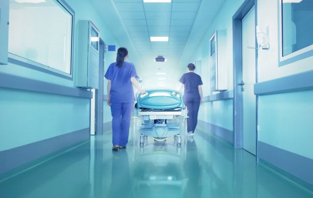 6.500 ασθενείς στην αναμονή για να χειρουργηθούν