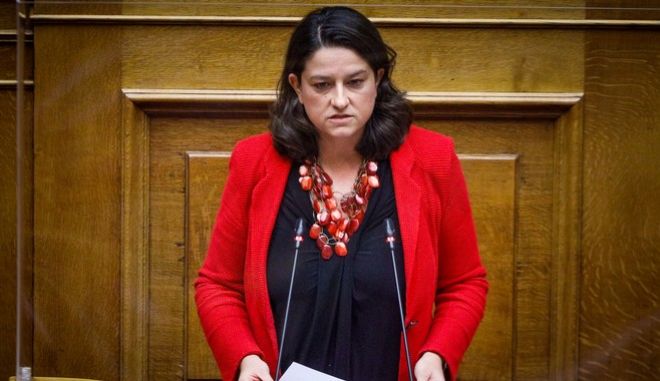 Τηλεκπαίδευση: Το Υπουργείο Παιδείας έντυσε με ψέματα τις λέξεις – Πανηγυρισμοί για την ήττα