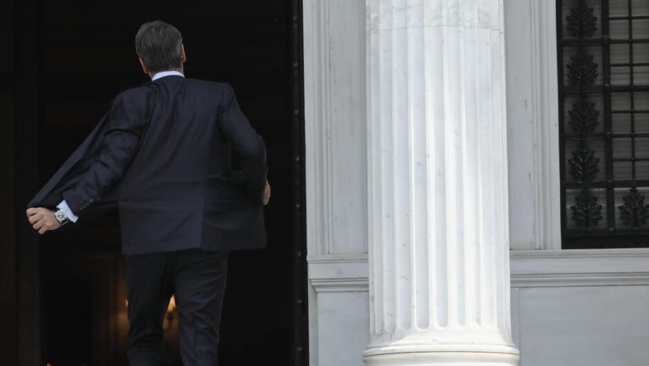 Σκάνδαλο υποκλοπών / Μεγάλη αμηχανία στο Μαξίμου – Τρέμουν νέες αποκαλύψεις