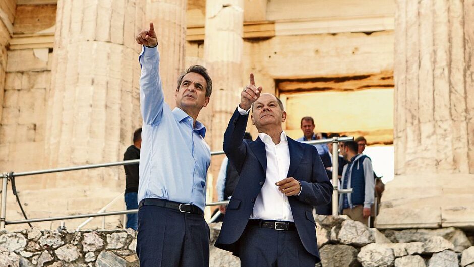 Κυβέρνηση Μητσοτάκη: Βαφτίζουν «υπερόπλο» τις υποχωρήσεις