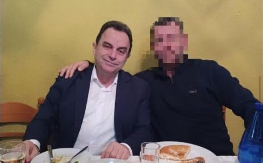 Το έριξε στα… τσίπουρα ο υπουργός Αγροτικής Ανάπτυξης ενώ οι αγρότες ζητούσαν απαντήσεις