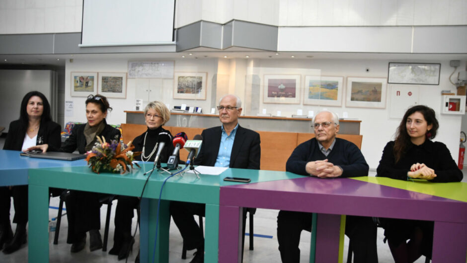 Έκθεση – γεγονός με το ιστορικό αποτύπωμα της Λάρισας – Στο κοινό η συλλογή του Νίκου Παπαθεοδώρου (φωτ. & βίντεο)