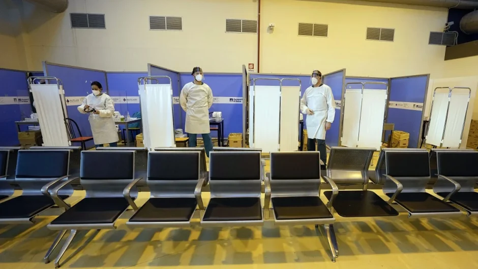 Νέος παγκόσμιος συναγερμός για τον κορονοϊό: Επιστρέφουν τα τεστ, στο κάδρο τα ταξίδια