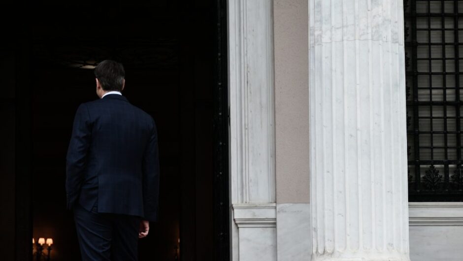 Επέστρεψαν οι λοχίες του διαδικτύου λίγο πριν τις εκλογές