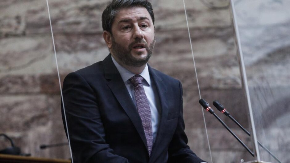 Ανδρουλάκης / «Ο κ. Μητσοτάκης είναι “πρίγκιπας” σε αποδρομή»