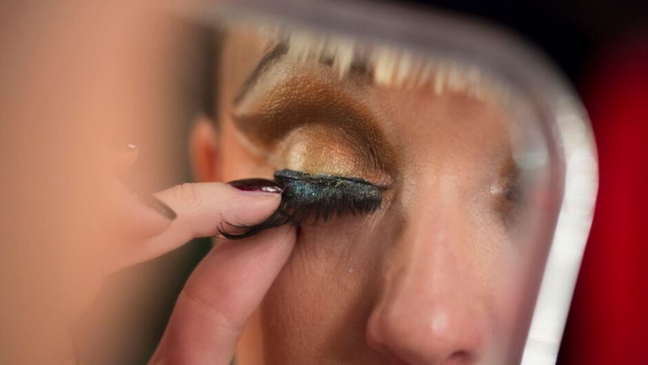 Γιατί κάνουμε ευχή όταν πέφτει μία βλεφαρίδα