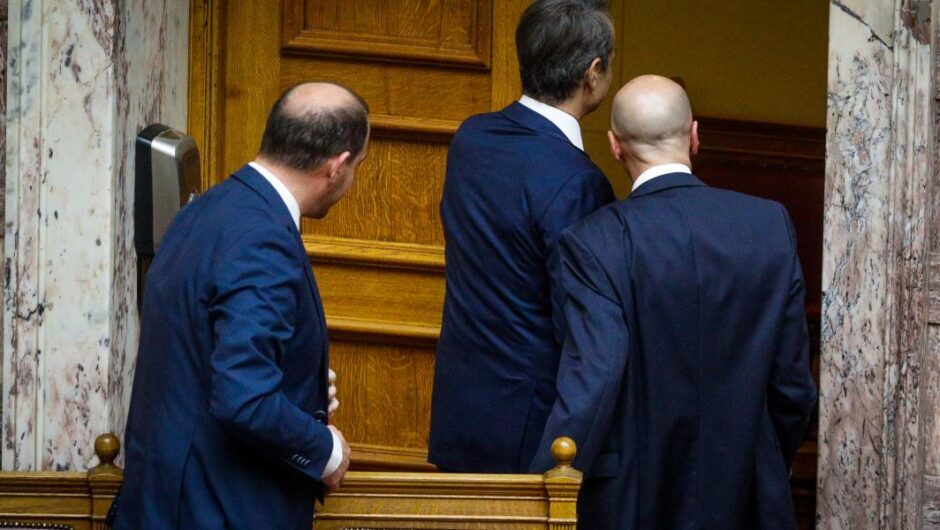 Βίντεο / Πώς ο Τσίπρας ανάγκασε τον Μητσοτάκη να το βάλει στα πόδια