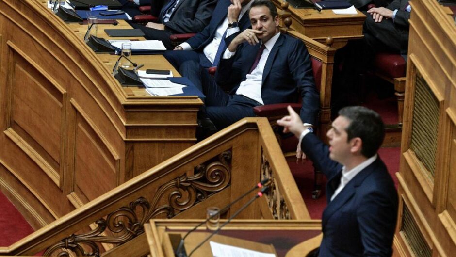 Ο αρχηγός των υποκλοπέων ενώπιον του λαού