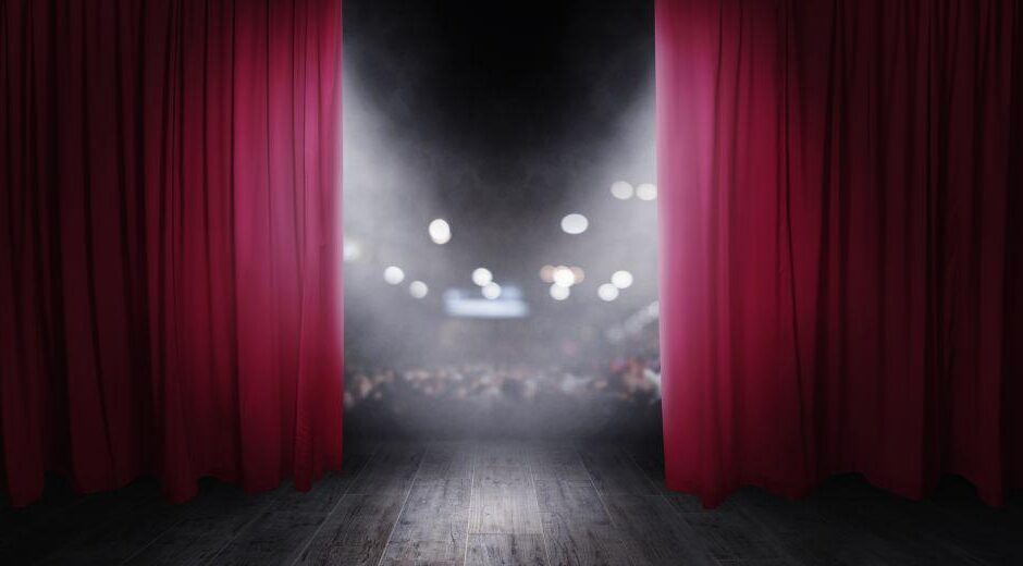 Και η τέχνη στον βωμό ιδιωτικών κολεγίων;