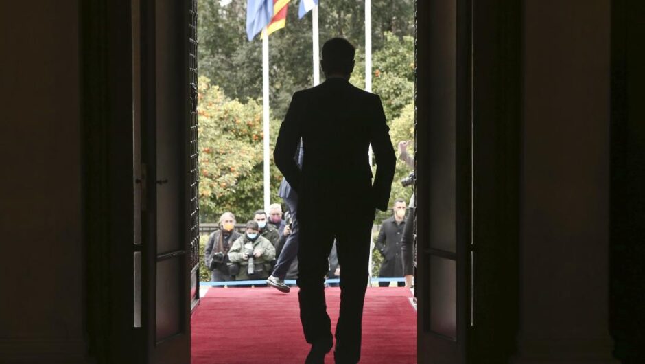 Προοδευτική αλλαγή ή αυταρχικό καθεστώς;