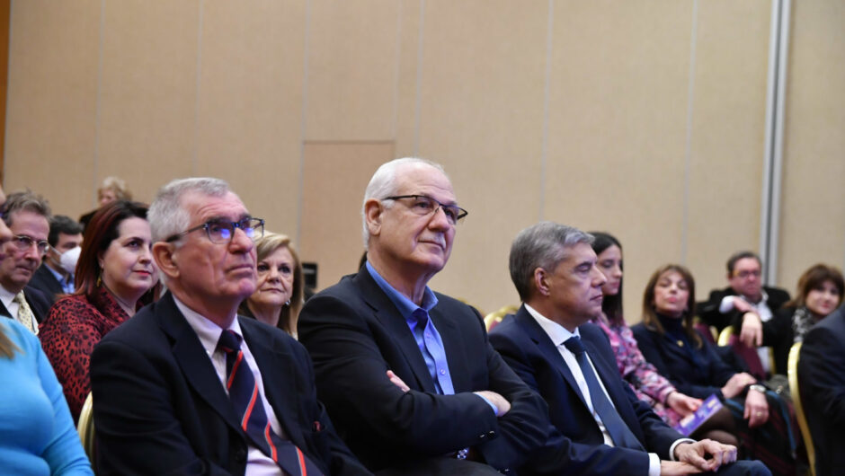 Άνοιξε τις πύλες του στη Λάρισα το συνέδριο για «Στοματική υγεία και χαμόγελο στην ψηφιακή εποχή» (φωτ. & βίντεο)
