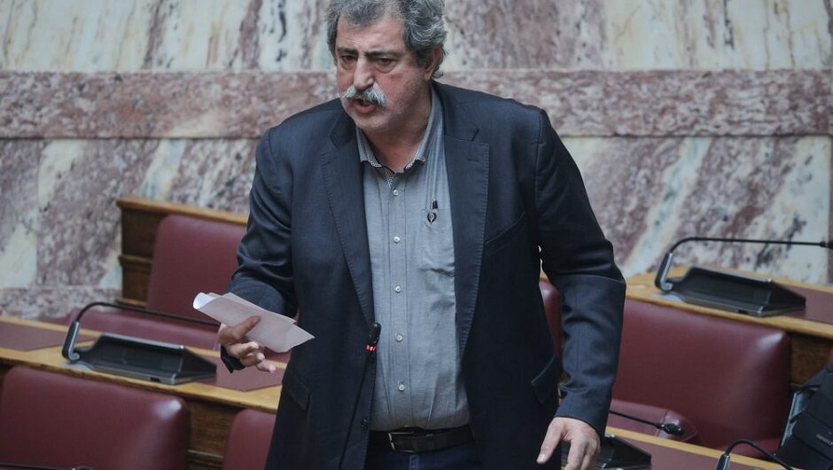 Πολάκης: «Σας πόνεσε πολύ ο Νίκος Παππάς, πρώτη φορά πληρώσατε για τα κανάλια!»