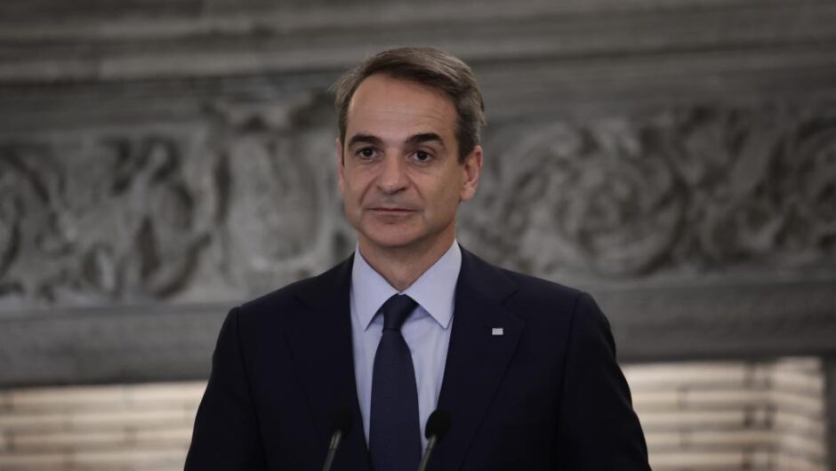 Μετα-πολιτική και σκάνδαλα