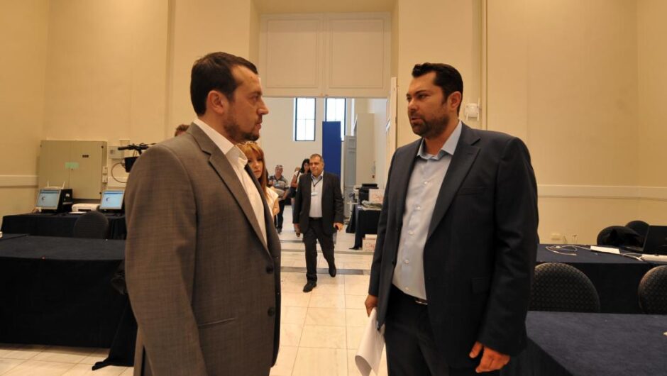 Καίγεται το σενάριο