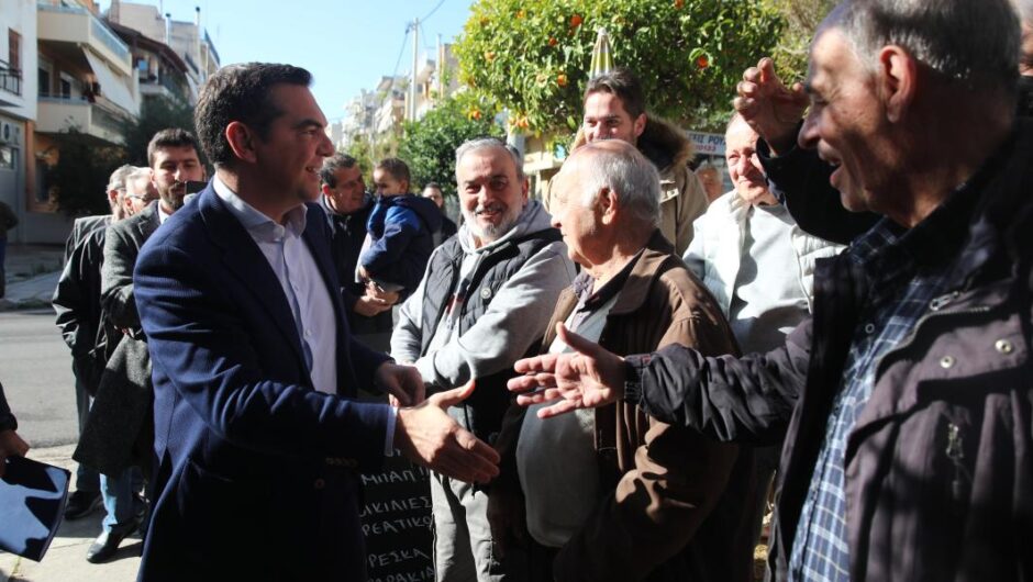 Αλέξης Τσίπρας / Ξεκινά η εξόρμηση με σύνθημα «Δημοκρατία ή εκτροπή»Αλέξης Τσίπρας / Ξεκινά η εξόρμηση με σύνθημα «Δημοκρατία ή εκτροπή»