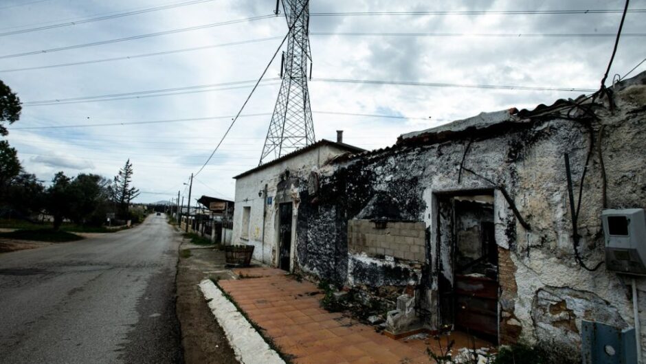 Τιμούν τους βασιλιάδες, ξεχνώντας τους θνητούς – Η περίπτωση της Βαρυμπόμπης