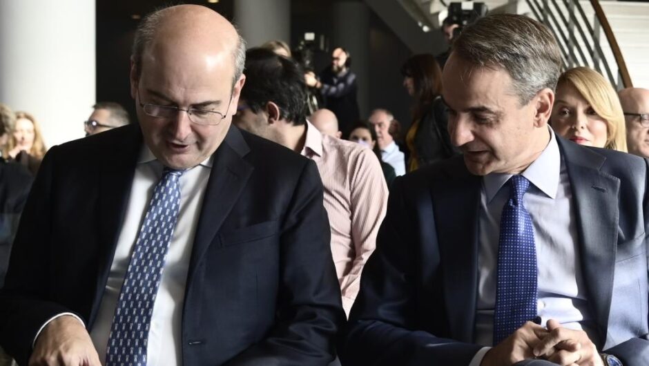 Απώλειες και ιστορικά χαμηλά