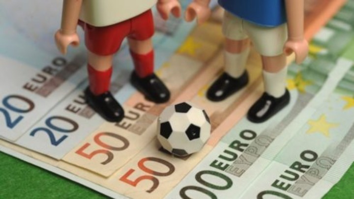 Ιταλία-Σε δίκη τέσσερα άτομα για 191 ίδια στοιχήματα αγώνα του Απόλλωνα Λάρισας το 2019!