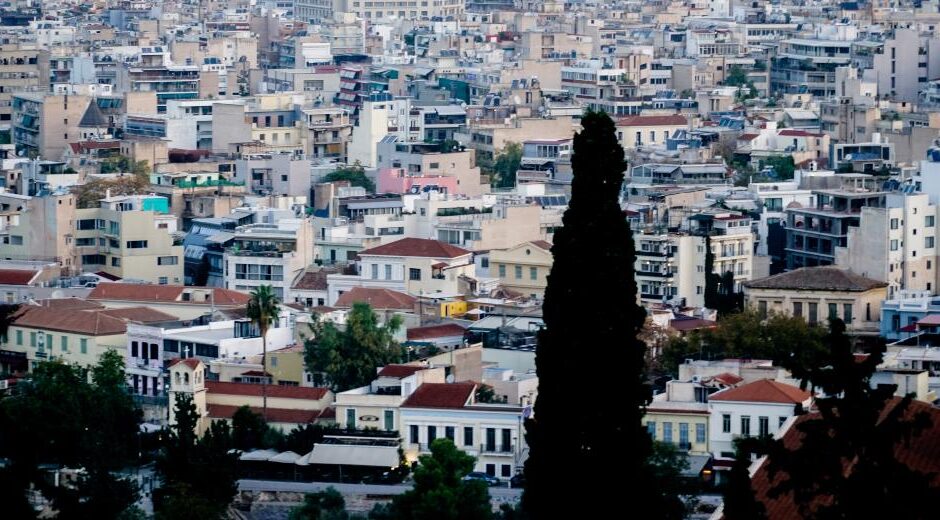 Σύσσωμη η αντιπολίτευση κατά της απόφασης του Αρείου Πάγου για πλειστηριασμούς από funds