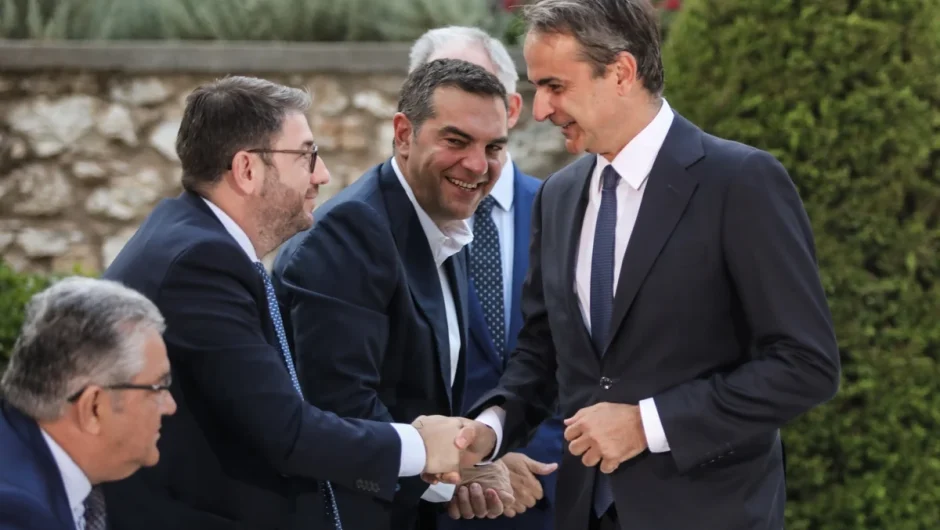 Συνεργασία ΝΔ – ΠΑΣΟΚ, με τη μέθοδο…Κορλεόνε;