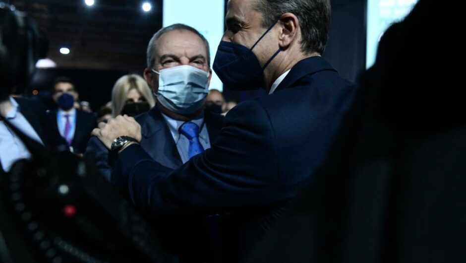 Ο Καραμανλής και ο Ακατονόμαστος