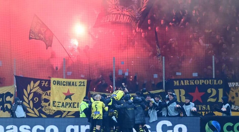 Στο -3 άφησε η ΑΕΚ τον Ολυμπιακό στον πρώτο γύρο των ημιτελικών Κυπέλλου