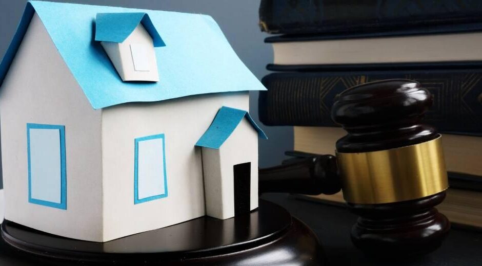 Πλειστηριασμοί: Έφτασε η ώρα για τη μεγάλη δίκη