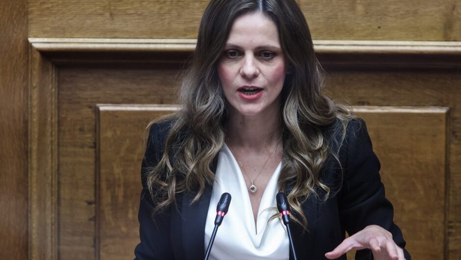 Αχτσιόγλου: Δεν δεν θα κυριαρχήσουν προεκλογικά τα αποκυήματα φαντασίας του κ. Μητσοτάκη