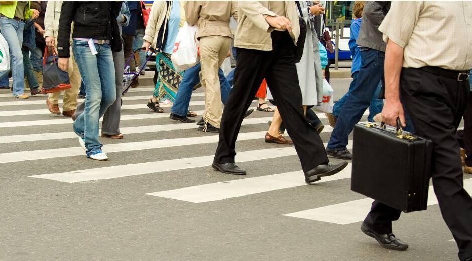Υπηρεσιακές μετακινήσεις στο Δημόσιο με το «χέρι στην τσέπη» και… ατομική ευθύνη
