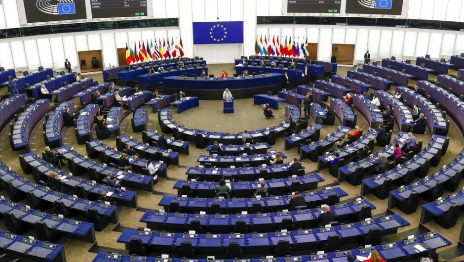 Στην Ολομέλεια της Ευρωβουλής το σκάνδαλο των υποκλοπών