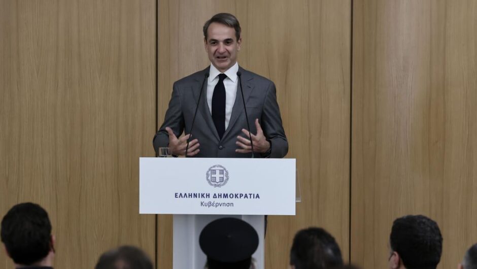Κυριάκος Μητσοτάκης / Έστησε φιέστα – πρόκληση στις πλάτες των υγειονομικών