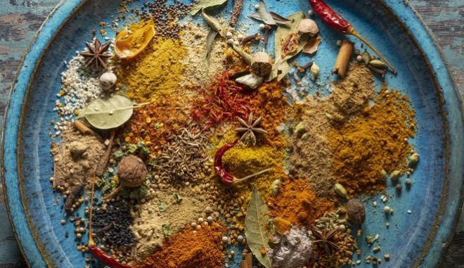 Το μπαχαρικό που διώχνει το άγχος και το Αλτσχάιμερ το έχεις στο ντουλάπι σου