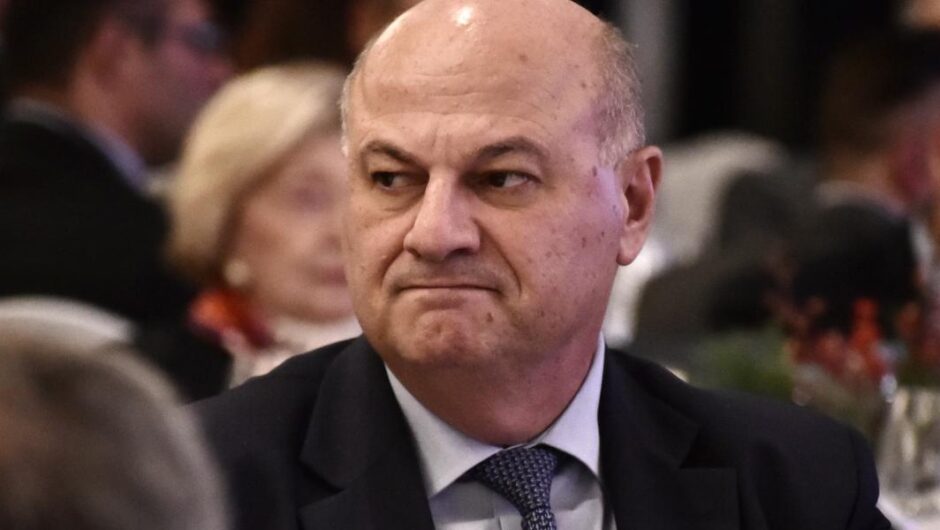 ΣΥΡΙΖΑ – ΠΣ / Ο Τσιάρας άδειασε πανηγυρικά όλη τη ΝΔ για την πρώτη κατοικία