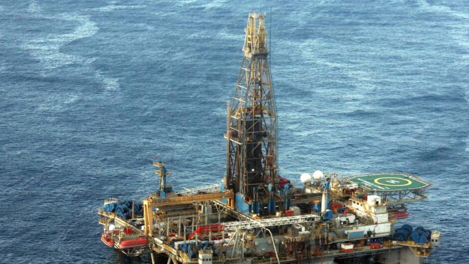 Υδρογονάνθρακες / «Να ποιοι καθυστερούν τις έρευνες» – Μία απάντηση στον Μητσοτάκη