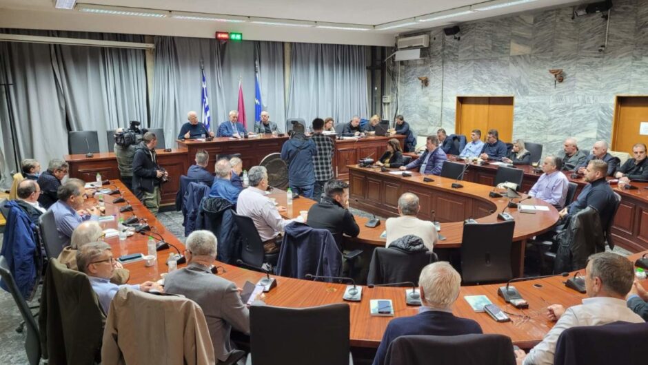 Συνεδριάζει το Δημοτικό Συμβούλιο για το θέμα των σιδηροδρομικών γραμμών στη Λάρισα