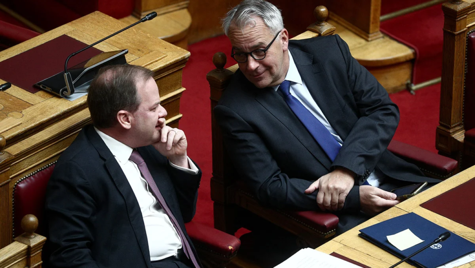 Ρουσφέτι «πολυτελείας» ο σταθμάρχης Λάρισας – Με «φωτογραφική» Υπουργική Απόφαση για χάρη του