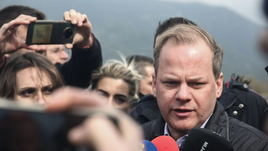 Έπος Καραμανλή: «Έκανα ο,τι μπορούσα – Δεν αποχωρώ»