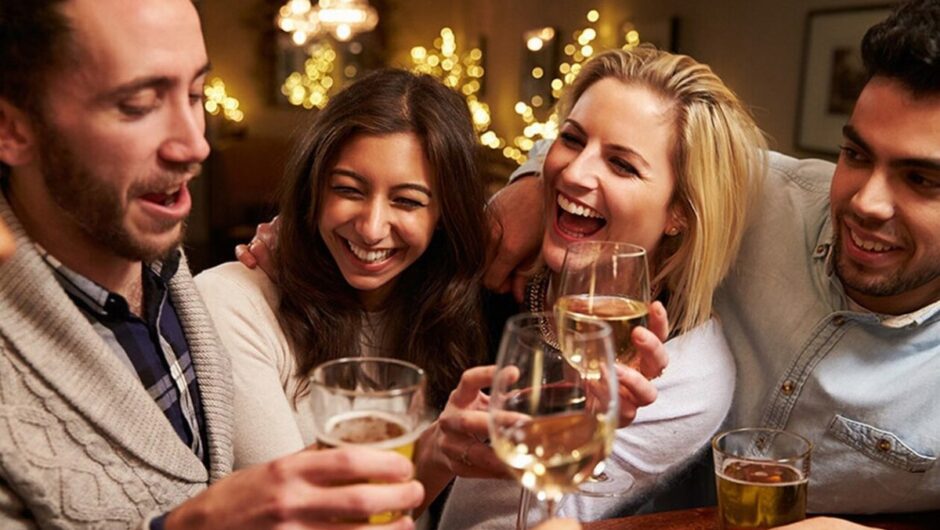 Ξέρουμε πόσα χρήματα θα ξοδέψεις στη ζωή σου σε ποτά