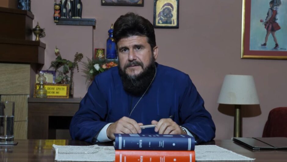 Ρέθυμνο: «Μολών λαβέ, έλα να πάρεις την Ενορία» – Ξεσηκώνει τους πιστούς ο παπάς YouTuber