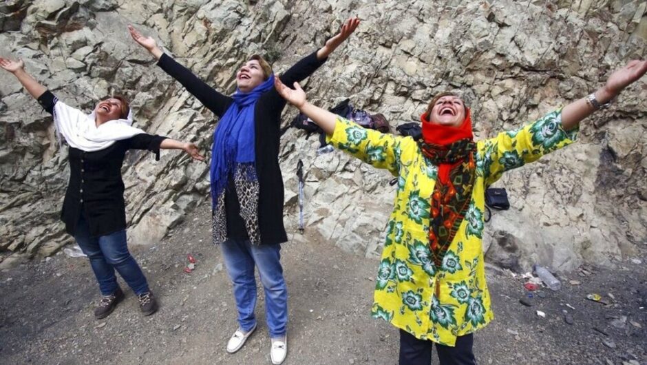 Παγκόσμιος «Χάρτης» Ευτυχίας 2023: Η θέση της Ελλάδας στη λίστα – Οι επιπτώσεις της πανδημίας